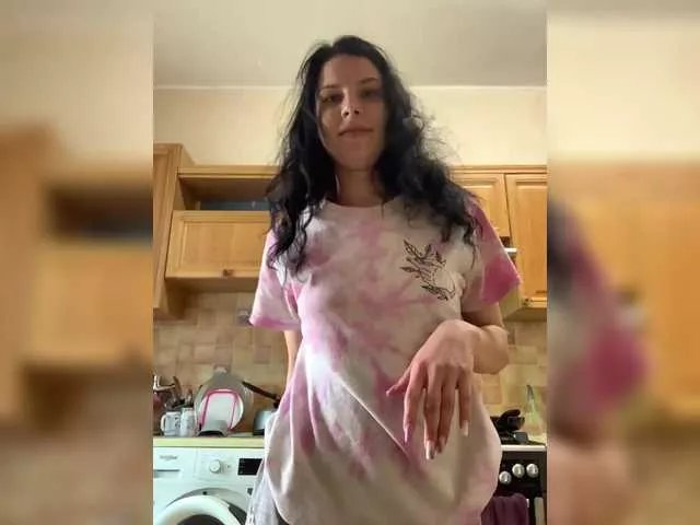 Offline 666Slutbaby666 on BongaCams