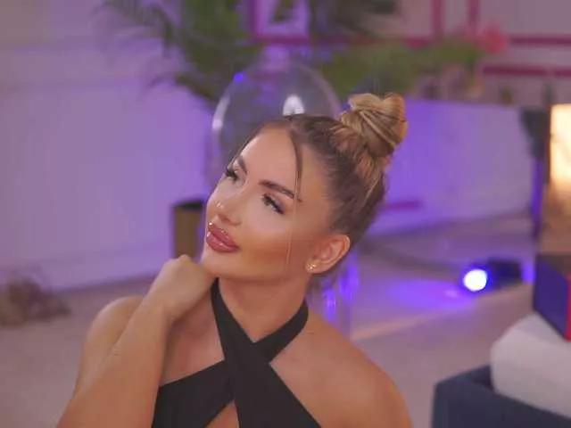 AshleysinnX on BongaCams 