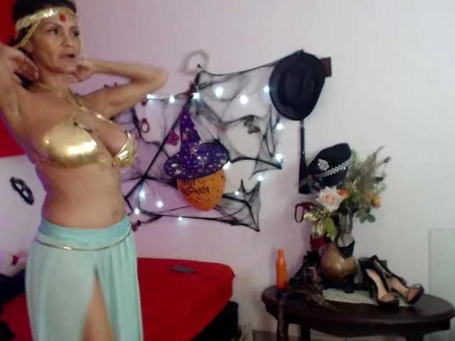 flacapaola11 on BongaCams 