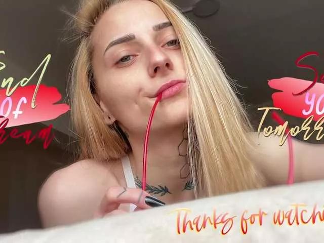 Offline HarleyVee on BongaCams