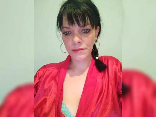 Lois-Lorrie on BongaCams 