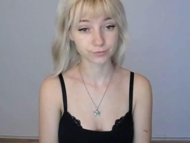 LuciaLovely on BongaCams 