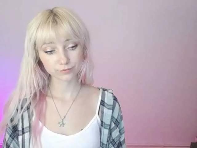 LuciaLovely on BongaCams 