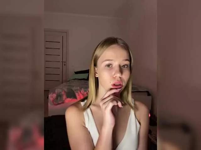 mariaaa-1 on BongaCams 