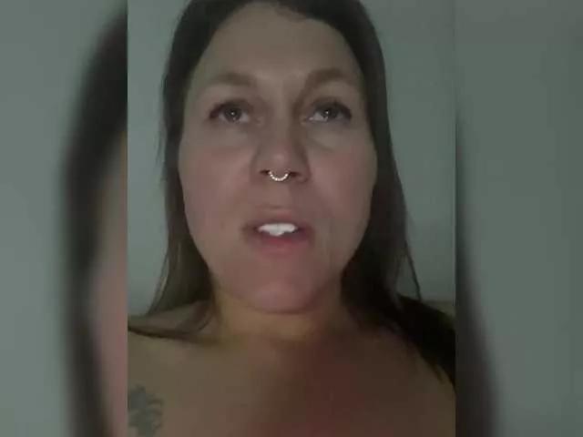 MarinaFit on BongaCams 