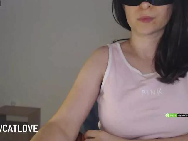 meowcatlove on BongaCams 