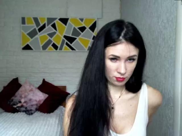 MilfLunna on BongaCams 