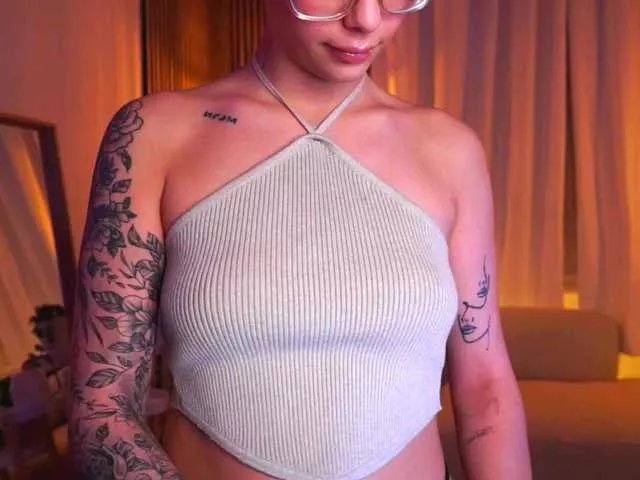 Offline na00miii on BongaCams