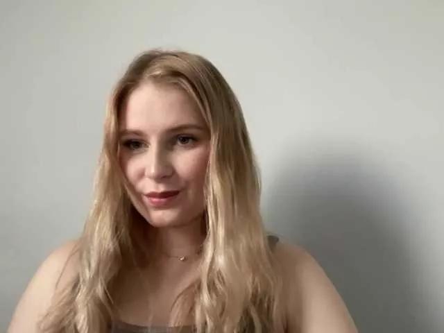 NicoleAdorable on BongaCams 