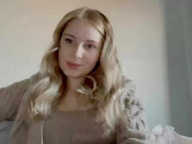 NicoleAdorable on BongaCams 