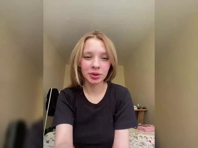 polinyshka on BongaCams 