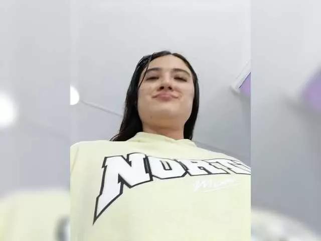 Offline RachelCooper on BongaCams