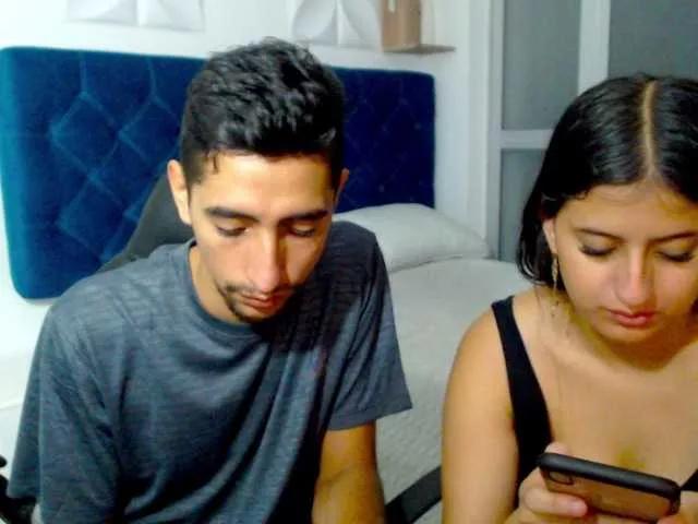 sexynaughtycouple on BongaCams 