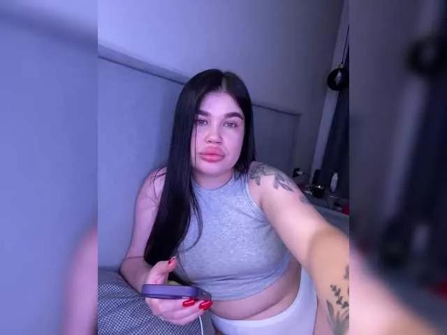 suchka-black- on BongaCams 