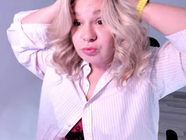 TashaStar on BongaCams 