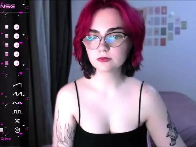 witch-heart on BongaCams 