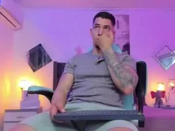 camiloalvarezzz3 on Chaturbate 