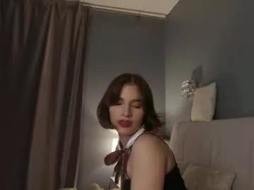 emiliacourtney on Chaturbate 