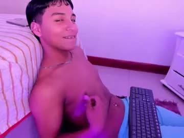 seductivo_jr on Chaturbate 